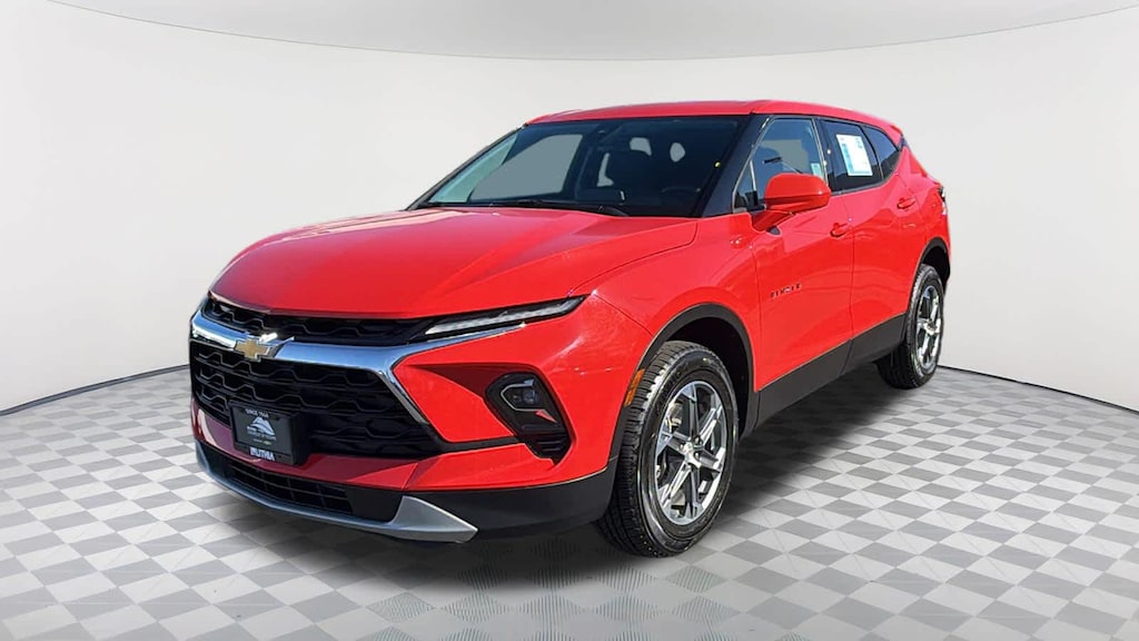 Used 2025 Chevrolet Blazer 2LT SUV