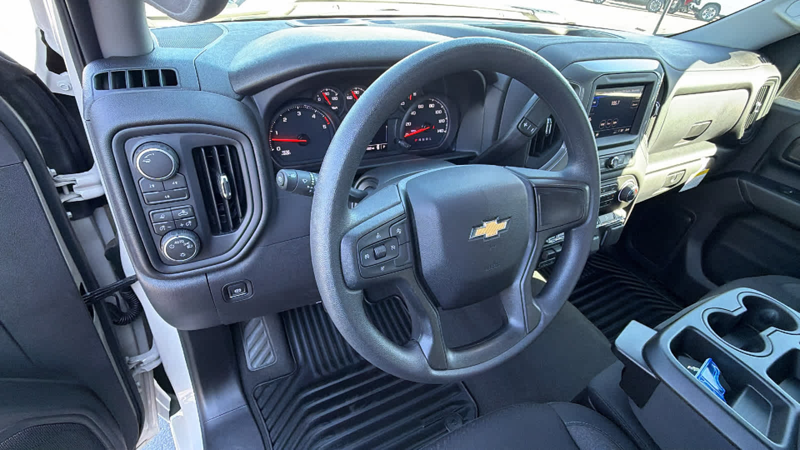 Thumbnail: 2026 Chevrolet Silverado 2500 - 10