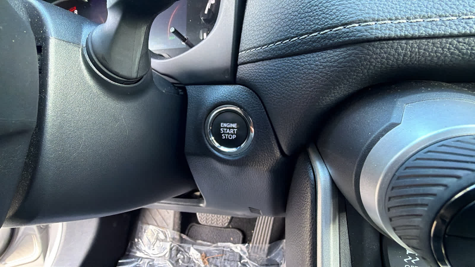 Thumbnail: 2024 Toyota RAV4 - 17