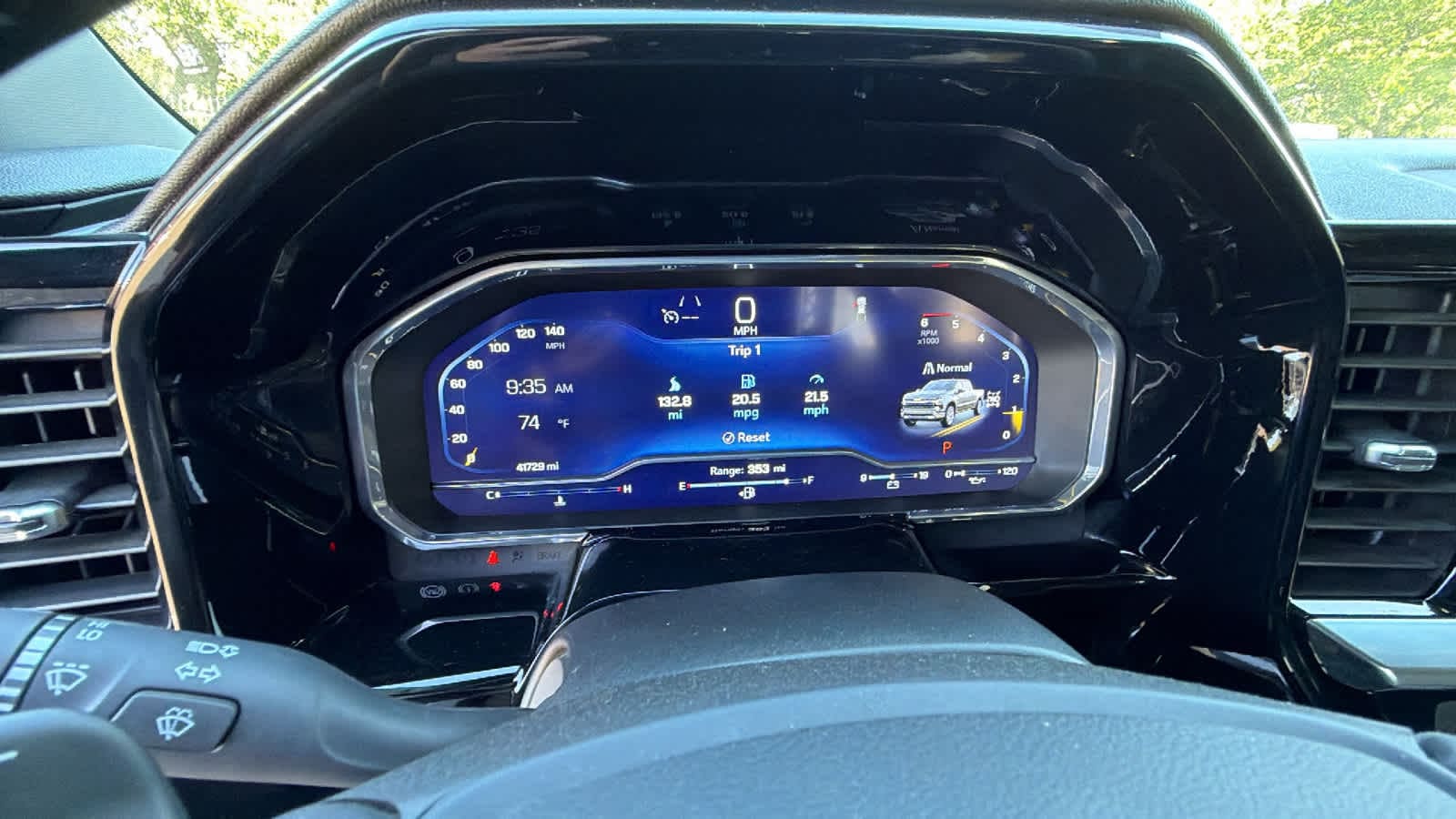 Thumbnail: 2023 Chevrolet Silverado 1500 - 16