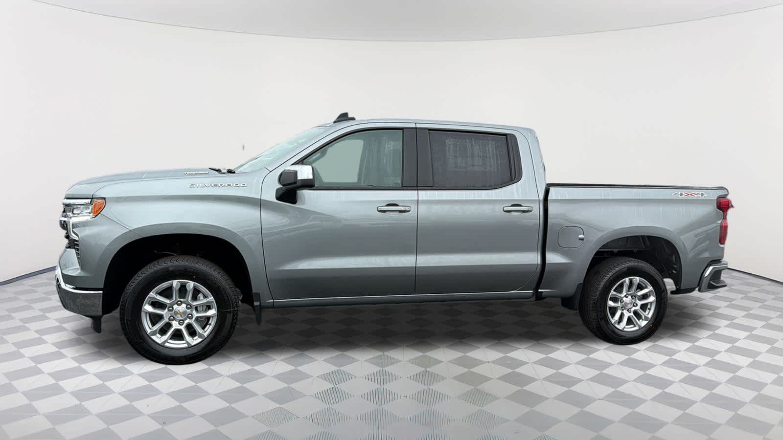 Thumbnail: 2026 Chevrolet Silverado 1500 - 8