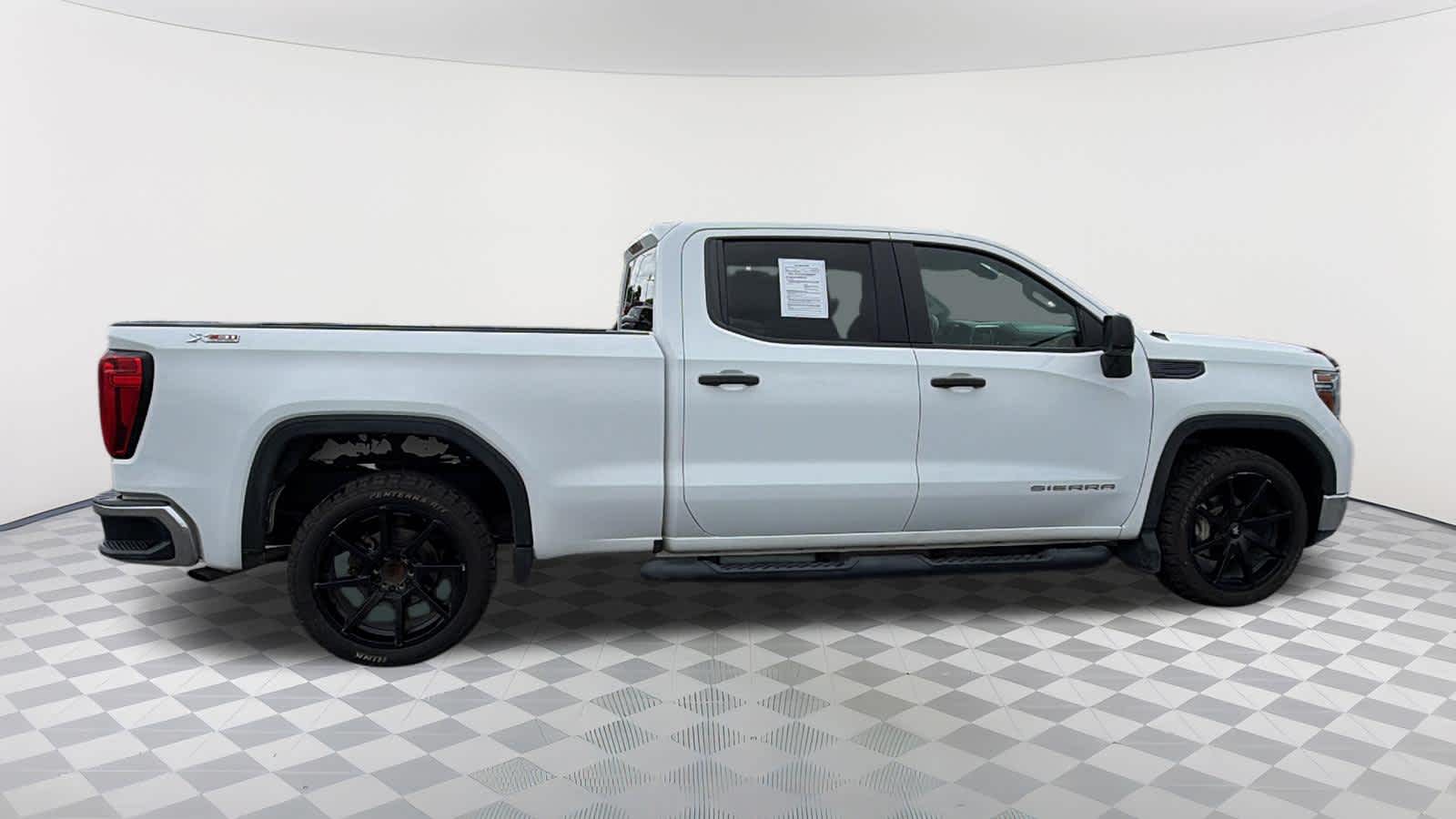 Thumbnail: 2019 GMC Sierra 1500 - 4