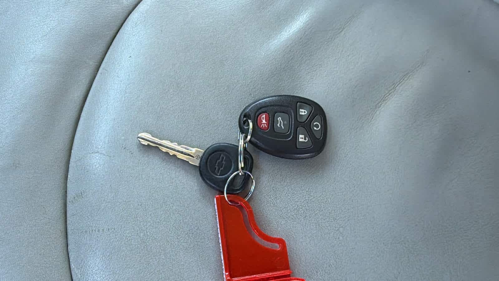 Thumbnail: 2012 Chevrolet Traverse - 20