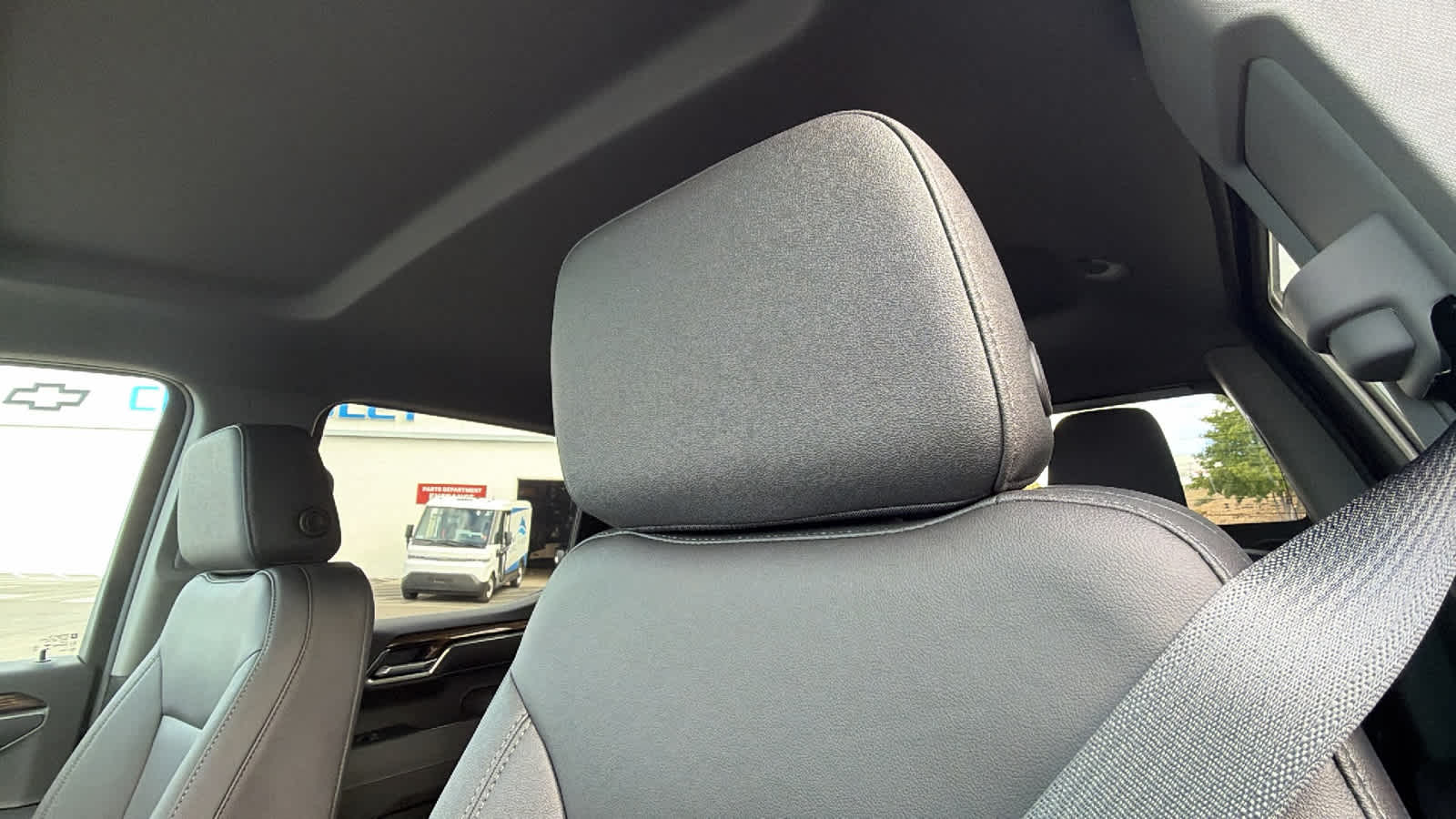 Thumbnail: 2026 Chevrolet Silverado 1500 - 11