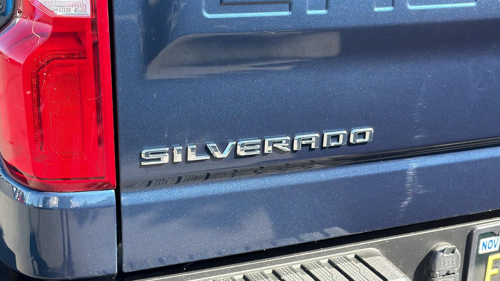 Thumbnail: 2022 Chevrolet Silverado 1500 - 27