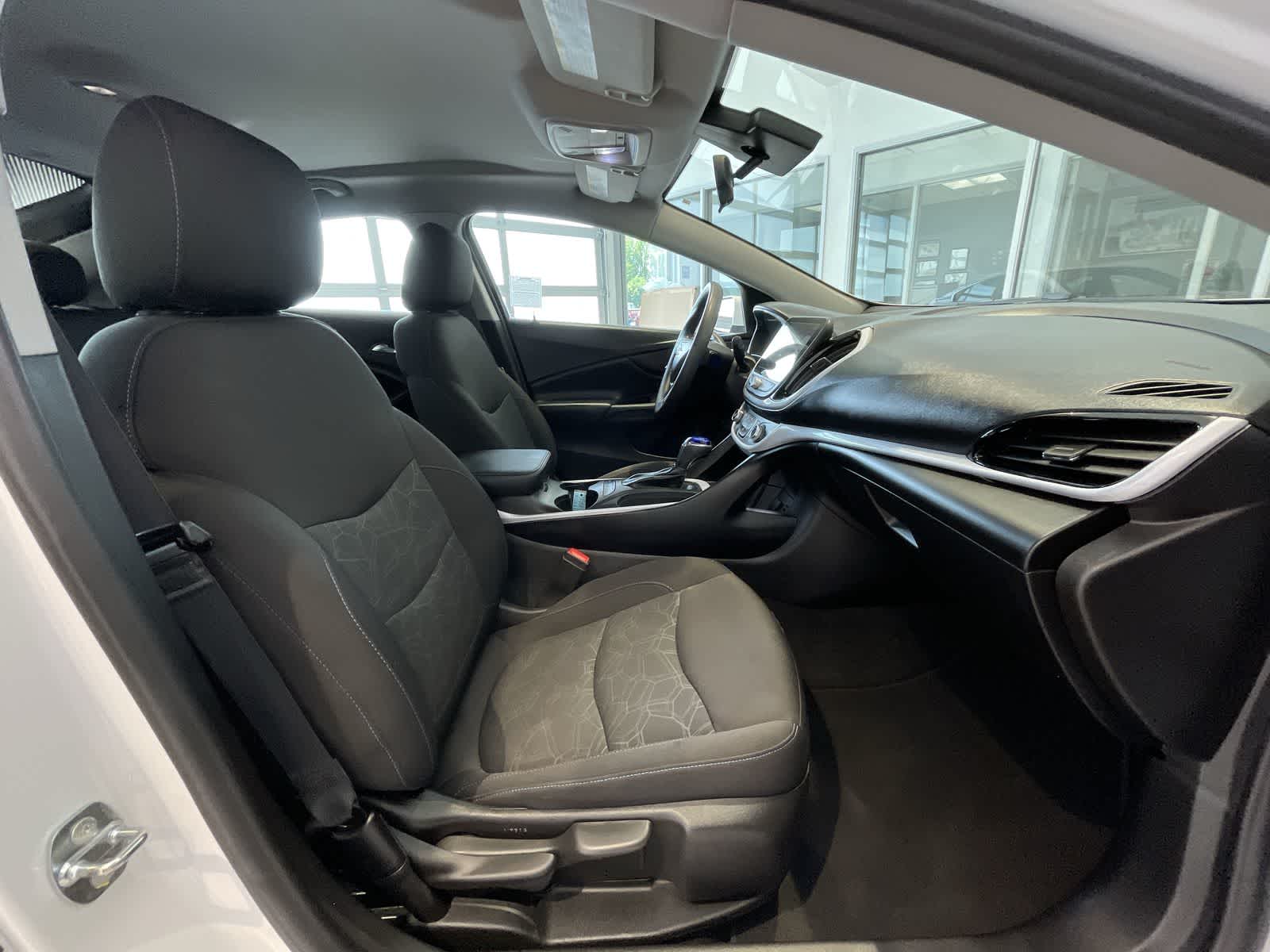 Thumbnail: 2018 Chevrolet Volt - 26