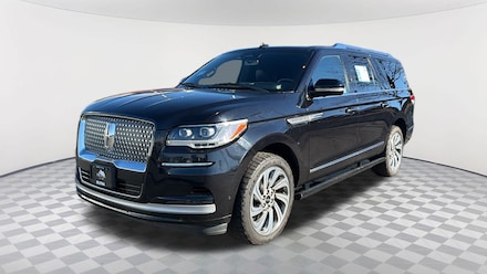 2022 Lincoln Navigator L Reserve