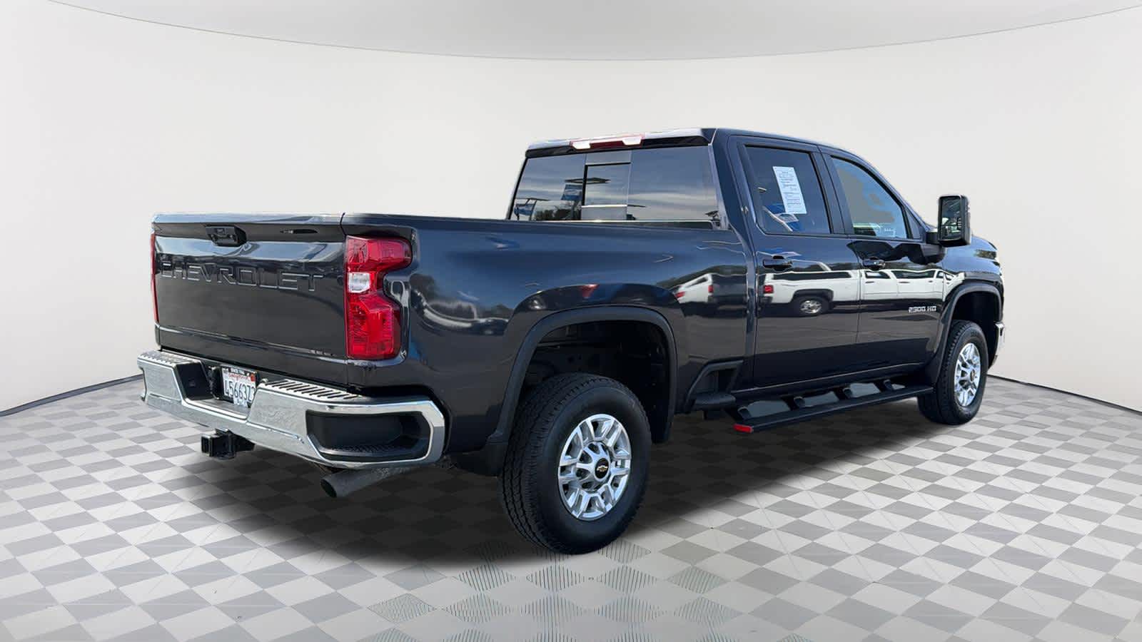 Thumbnail: 2024 Chevrolet Silverado 2500 - 5