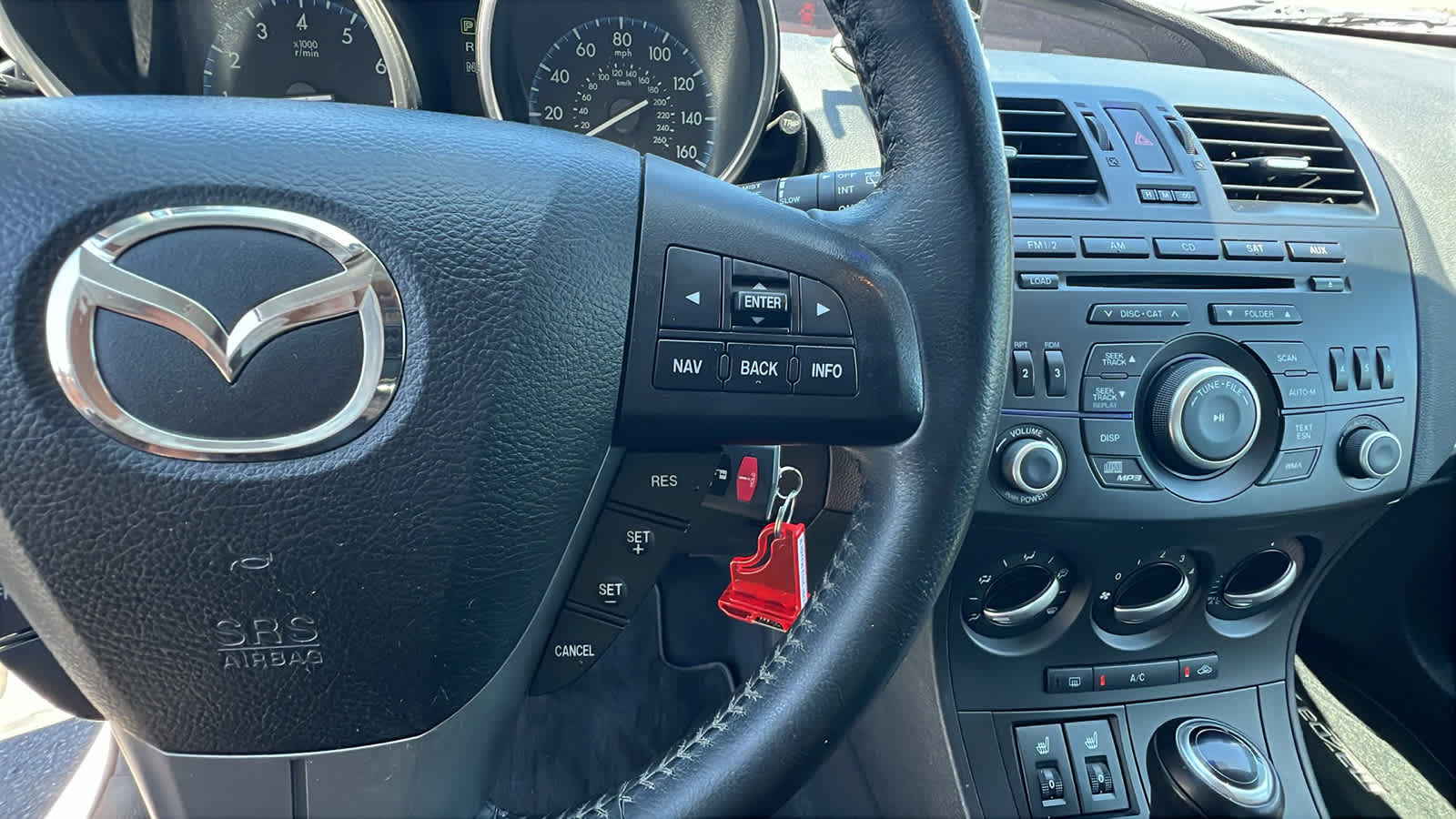 Thumbnail: 2012 Mazda Mazda3 - 20