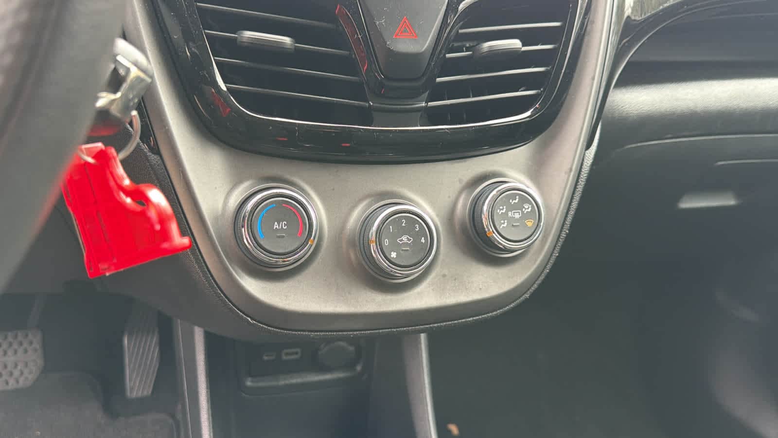 Thumbnail: 2021 Chevrolet Spark - 13