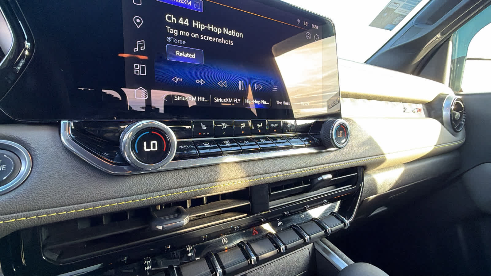 Thumbnail: 2024 Chevrolet Colorado - 14