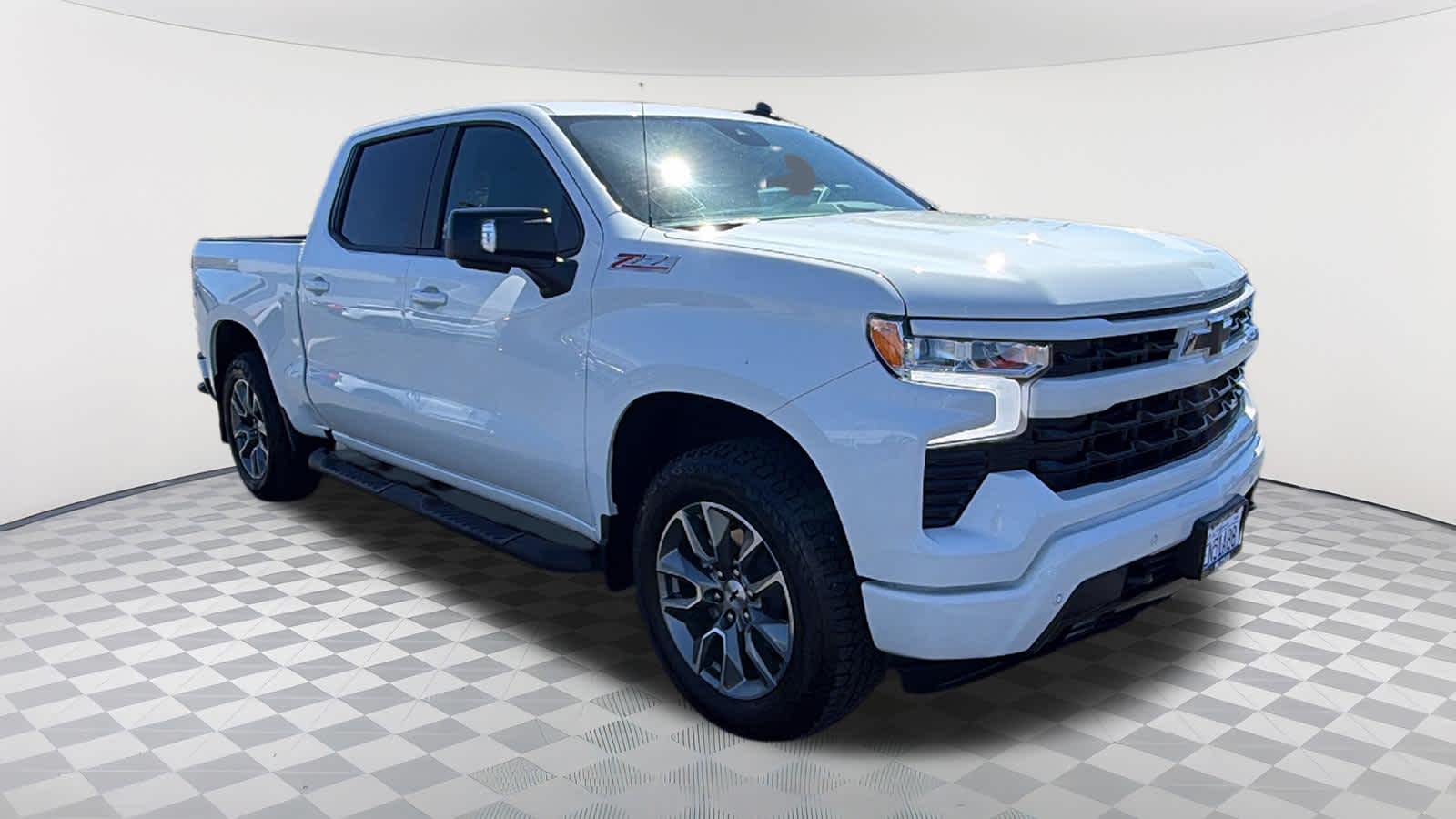 Thumbnail: 2026 Chevrolet Silverado 1500 - 3