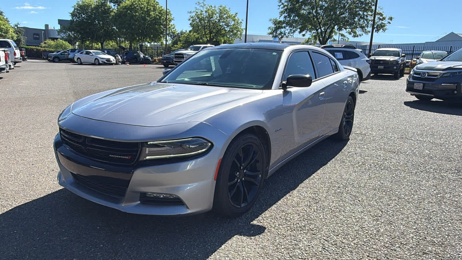 2016 Dodge Charger R/T's photo