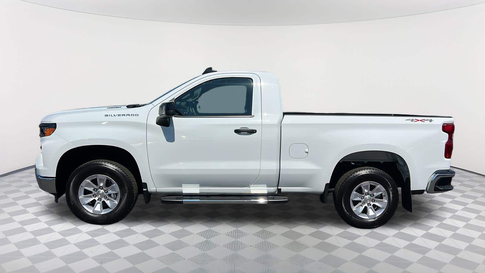 Thumbnail: 2025 Chevrolet Silverado 1500 - 8