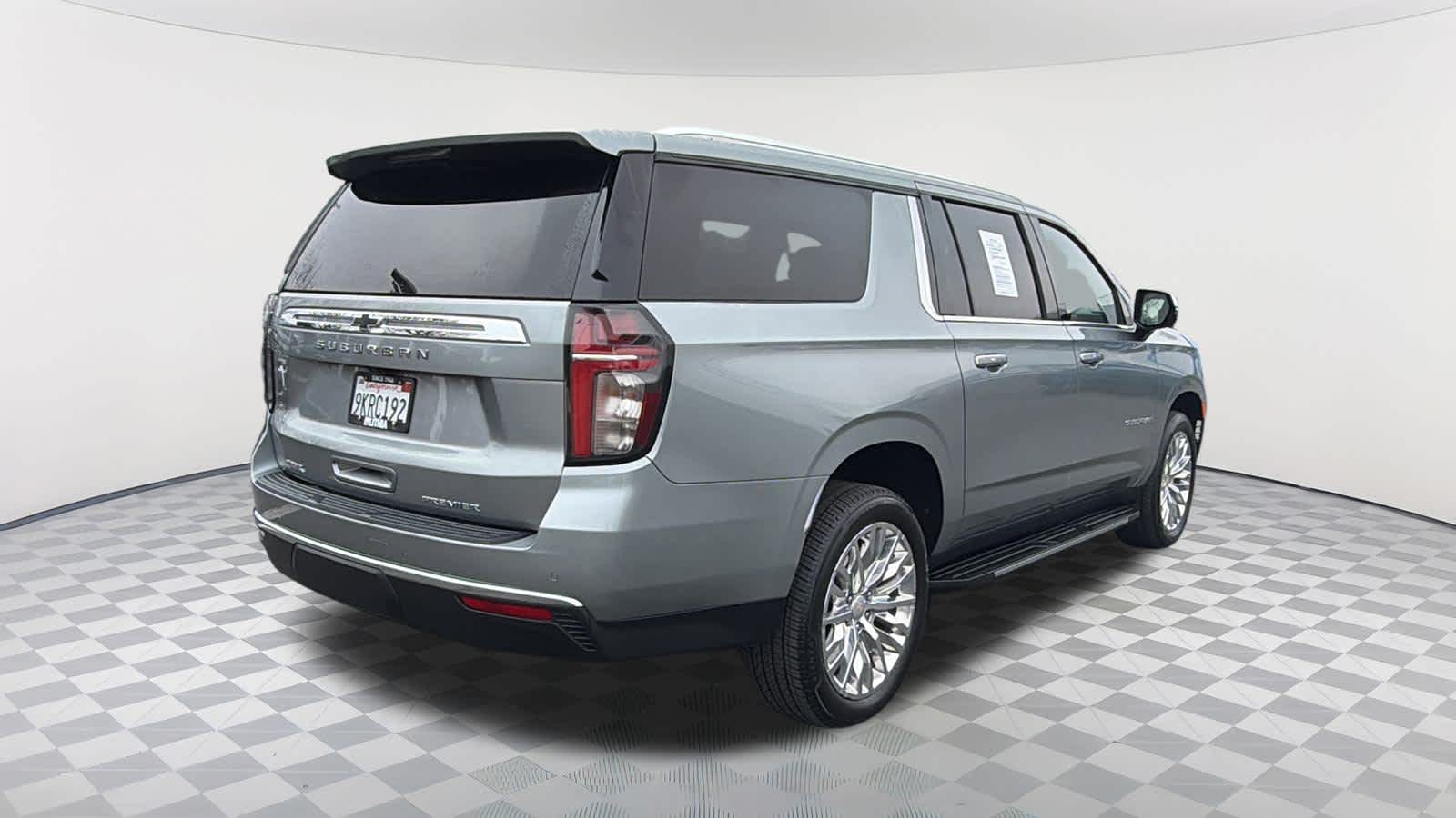 Thumbnail: 2024 Chevrolet Suburban - 5