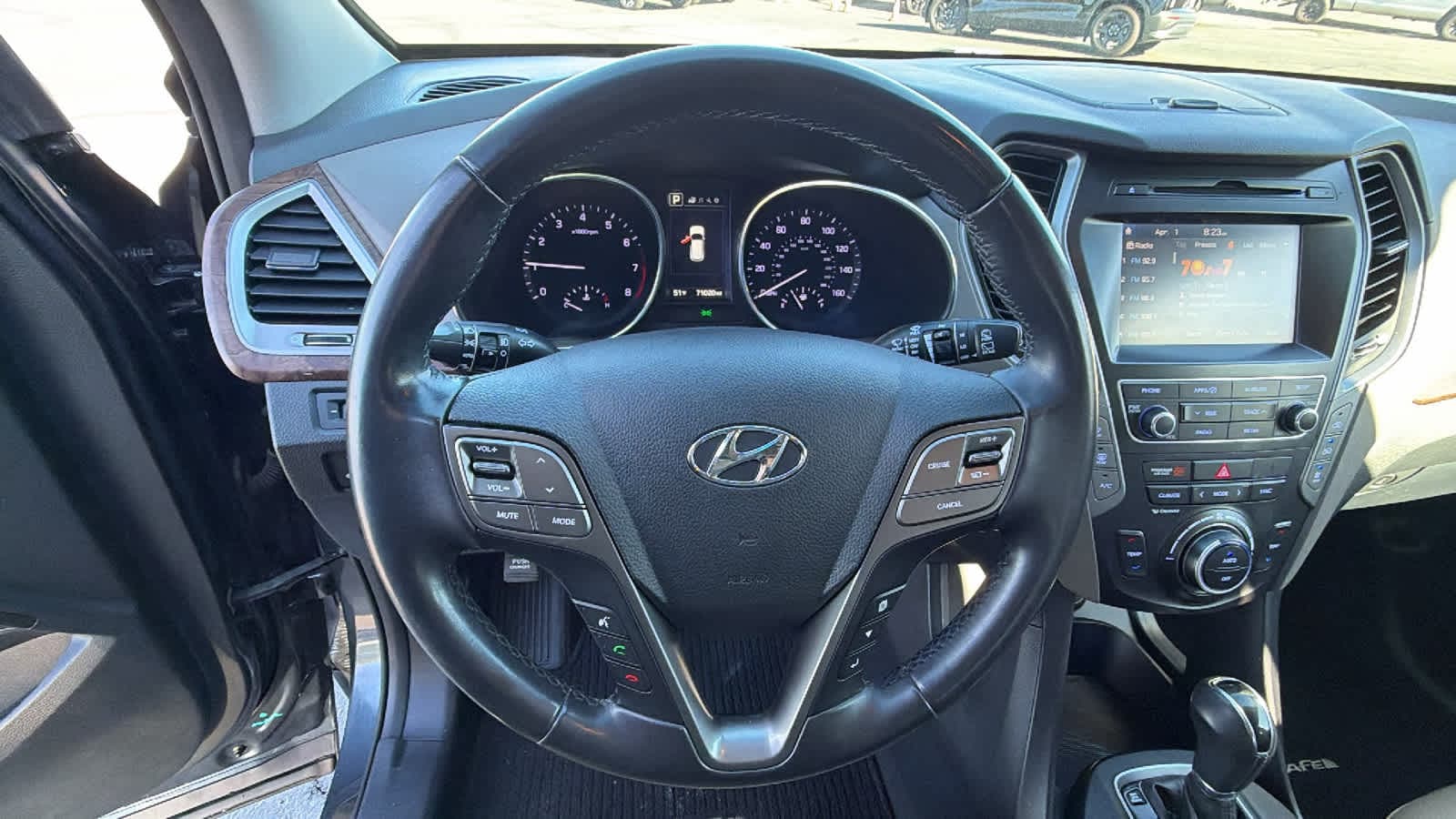 Thumbnail: 2017 Hyundai Santa Fe - 18