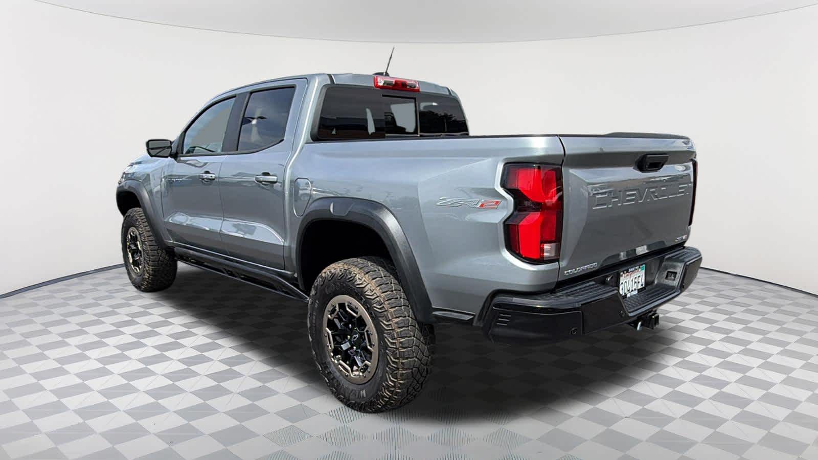 2025 Chevrolet Colorado ZR2 - Photo 7