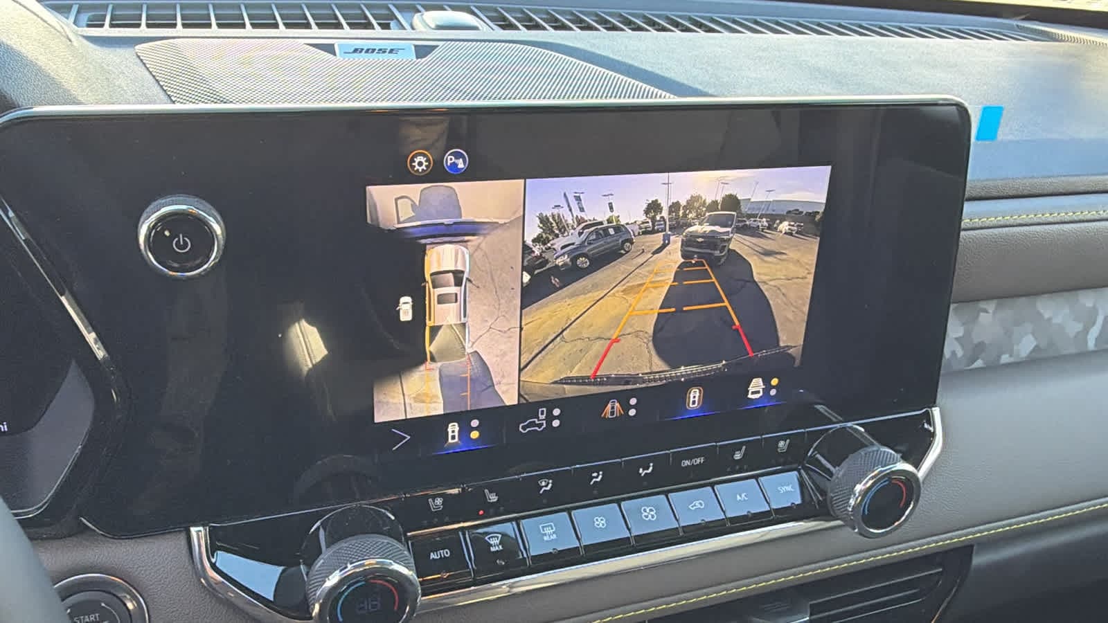 Thumbnail: 2026 Chevrolet Colorado - 16