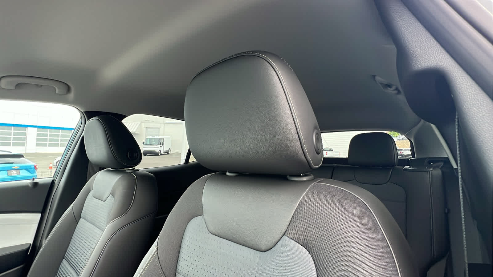 Thumbnail: 2025 Chevrolet Trax - 11