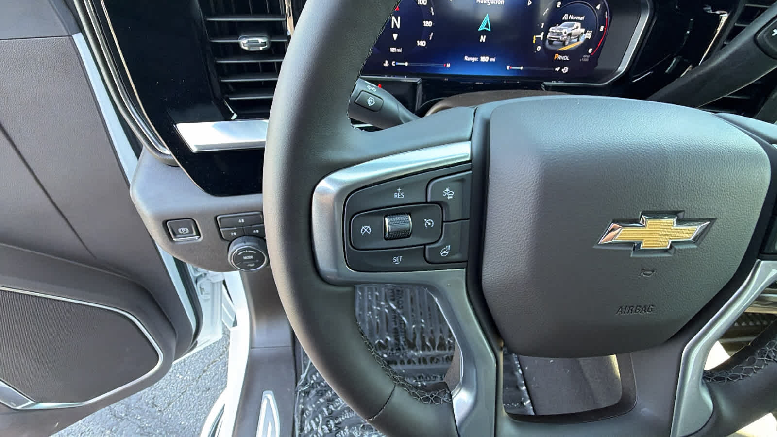 Thumbnail: 2026 Chevrolet Silverado 2500 - 19