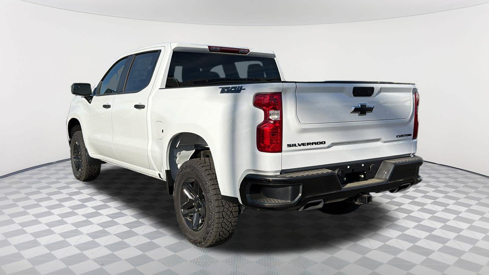 Thumbnail: 2026 Chevrolet Silverado 1500 - 7