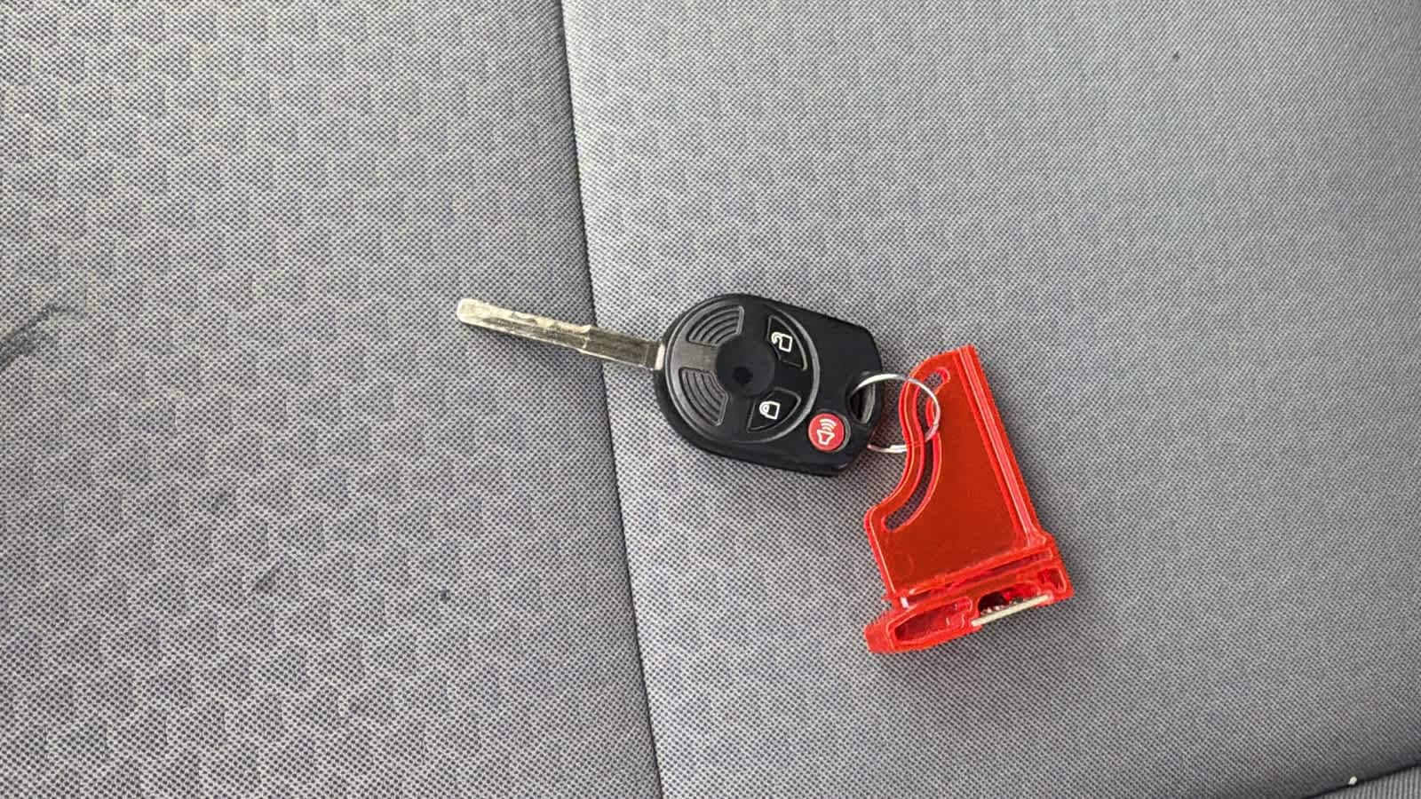 Thumbnail: 2018 Ford Escape - 20