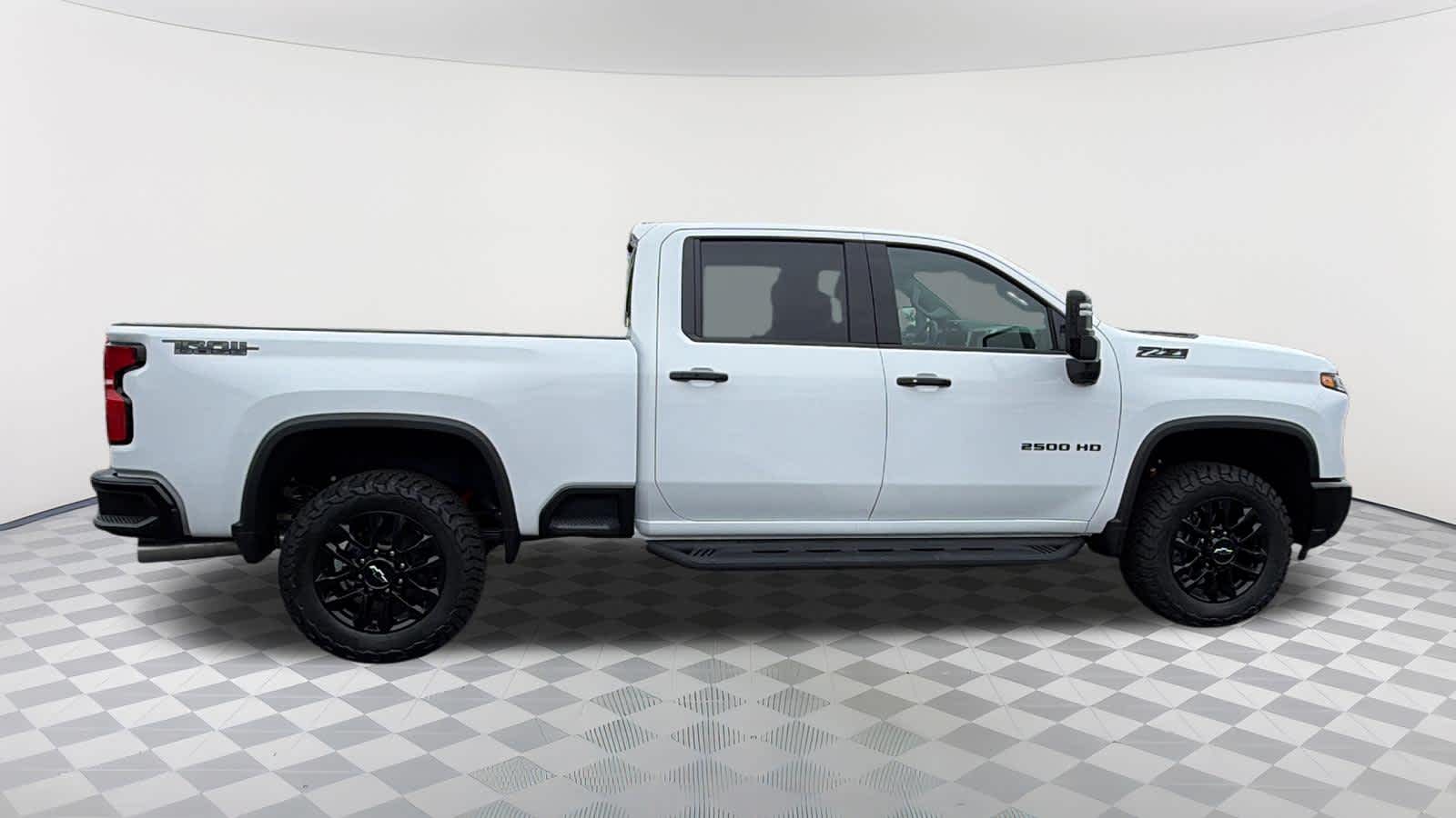 Thumbnail: 2026 Chevrolet Silverado 2500 - 4