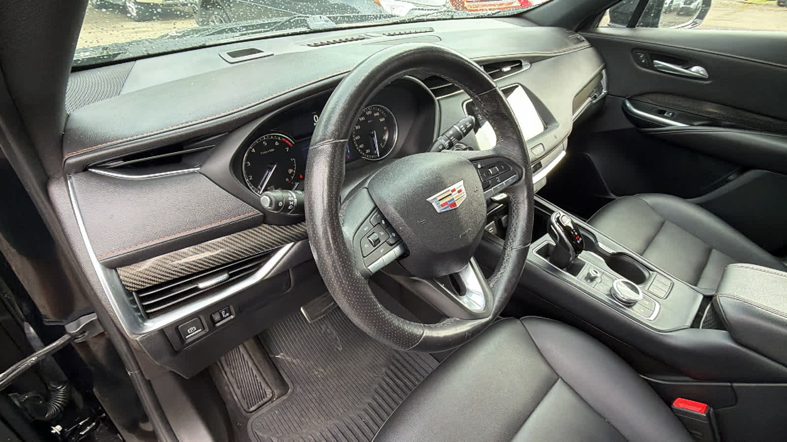 Thumbnail: 2021 Cadillac XT4 - 10