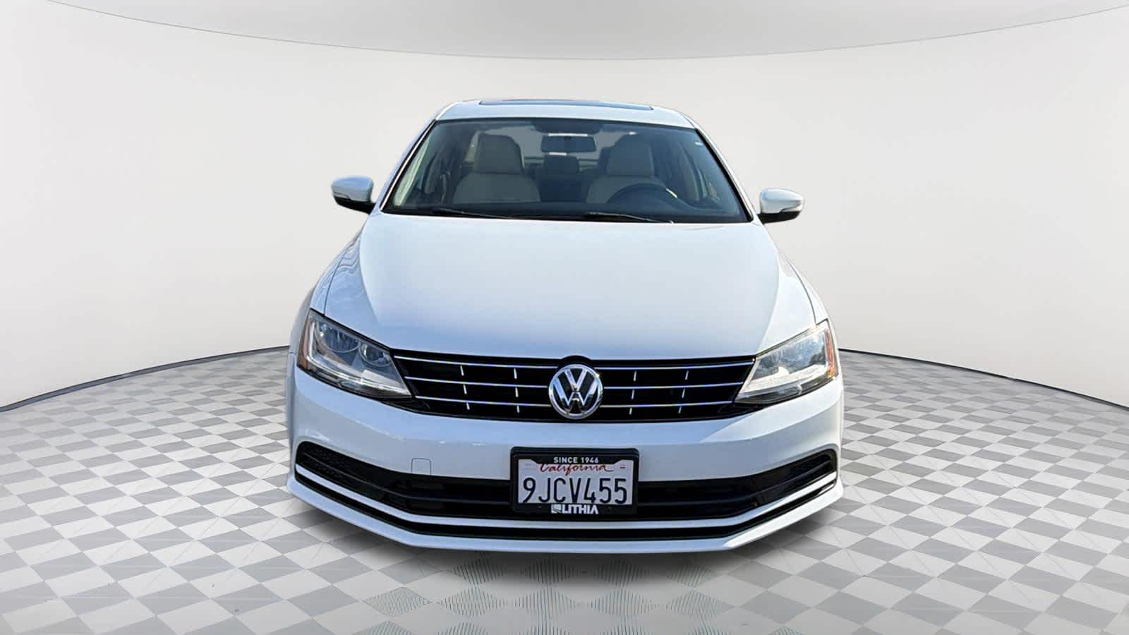 Used 2018 Volkswagen Jetta SE with VIN 3VWDB7AJXJM229339 for sale in Redding, CA