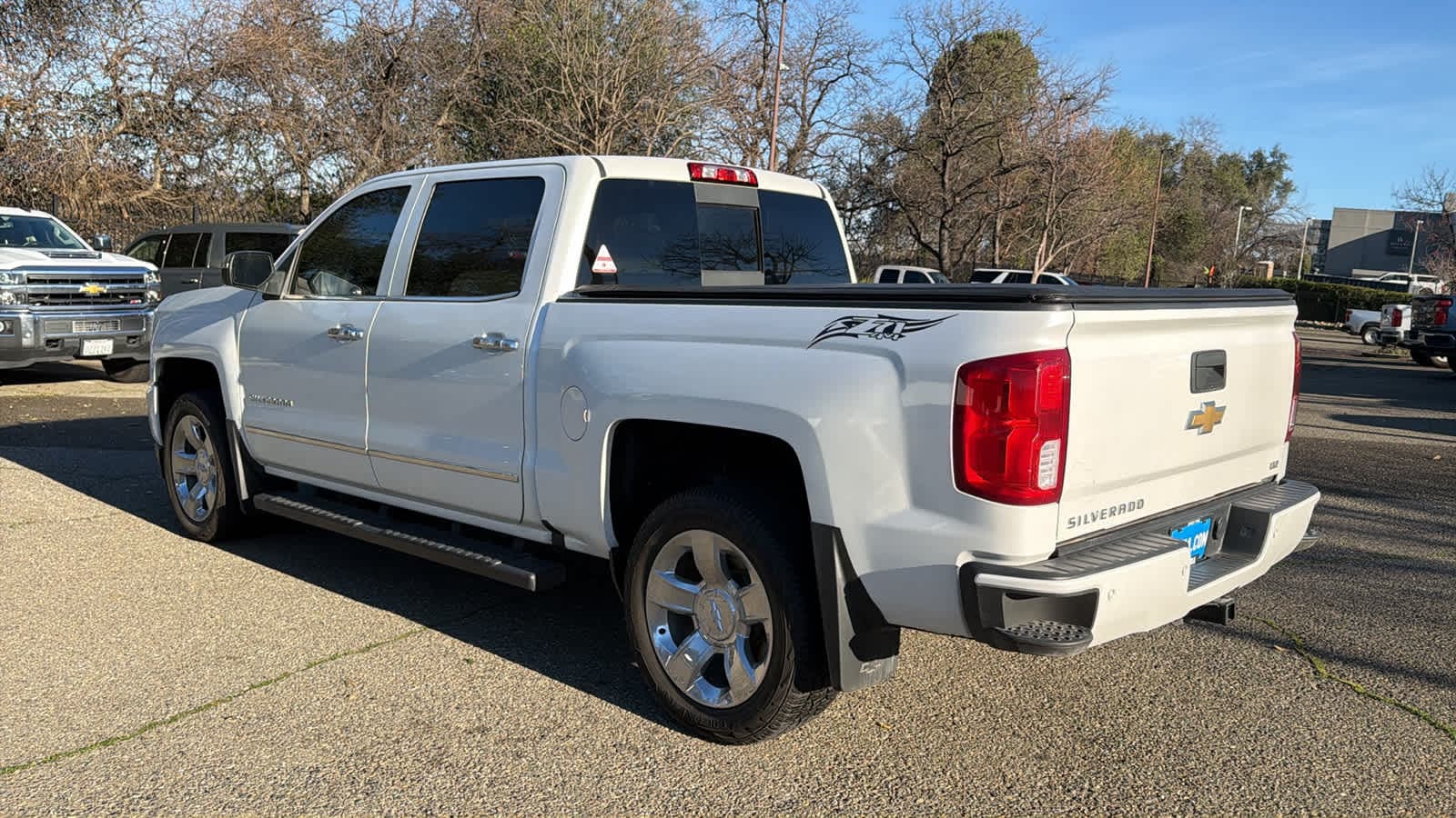 Thumbnail: 2018 Chevrolet Silverado 1500 - 7