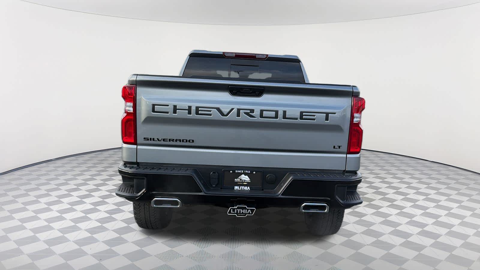 Thumbnail: 2026 Chevrolet Silverado 1500 - 6