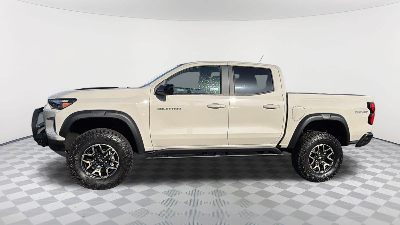 Thumbnail: 2026 Chevrolet Colorado - 8