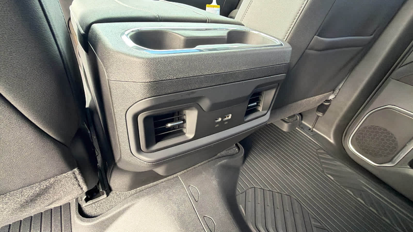 Thumbnail: 2026 Chevrolet Silverado 1500 - 25