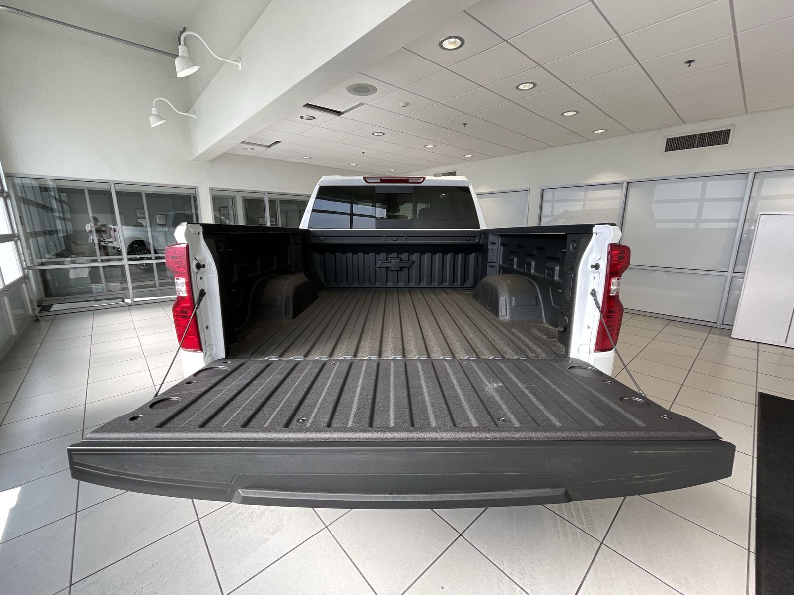 Thumbnail: 2025 Chevrolet Silverado 1500 - 46