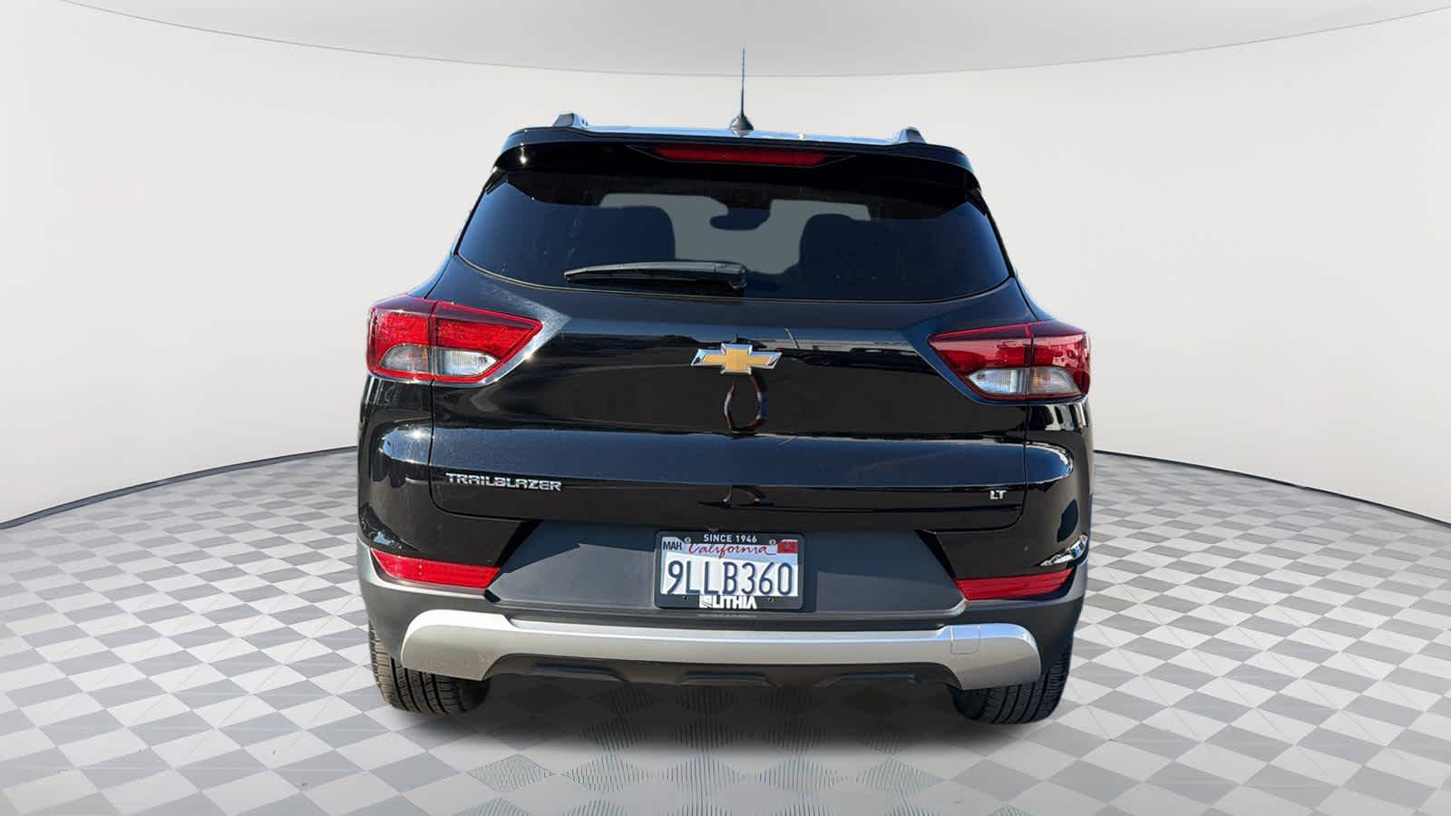 Thumbnail: 2023 Chevrolet TrailBlazer - 6