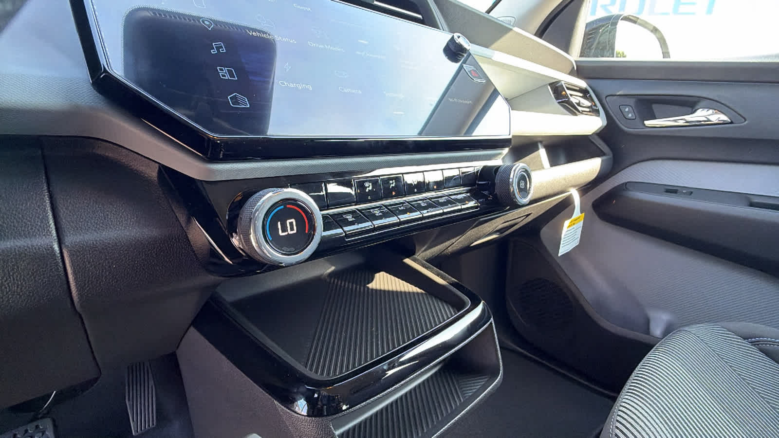 Thumbnail: 2027 Chevrolet Bolt EV - 14