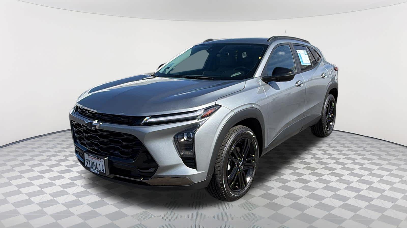 Thumbnail: 2024 Chevrolet Trax - 1