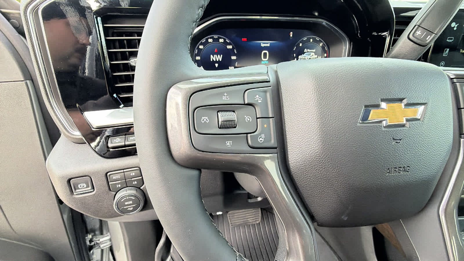 Thumbnail: 2026 Chevrolet Silverado 2500 - 19