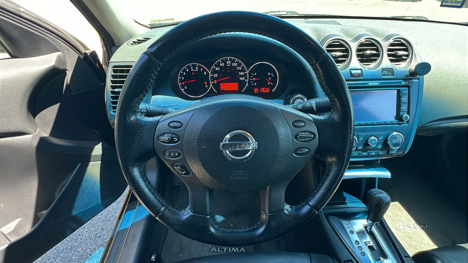 Thumbnail: 2011 Nissan Altima - 15