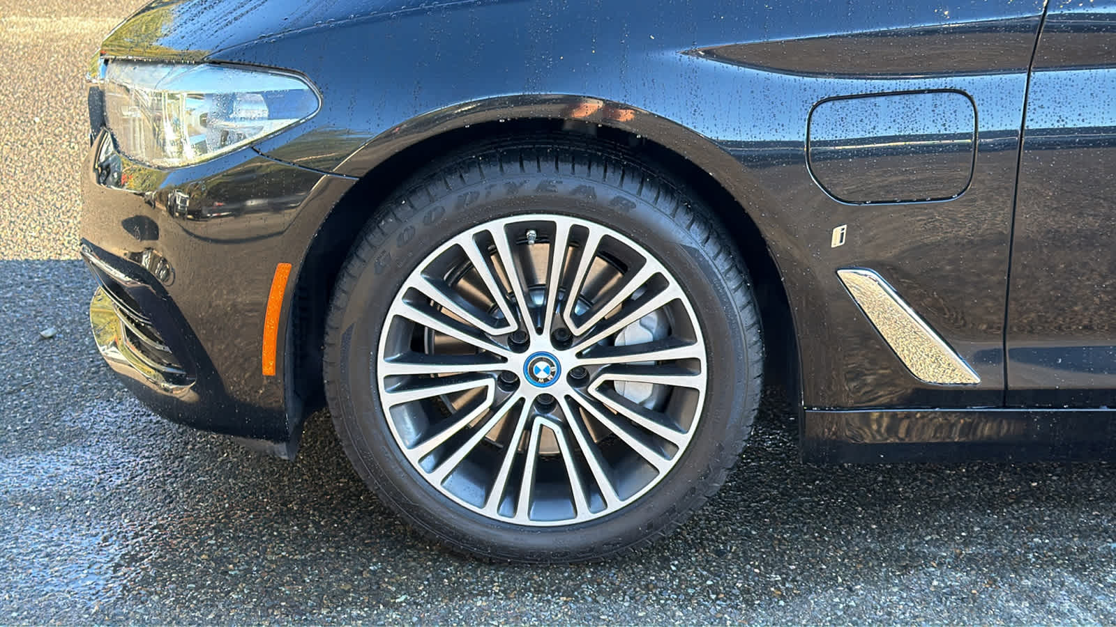 Thumbnail: 2019 BMW 5 Series - 9