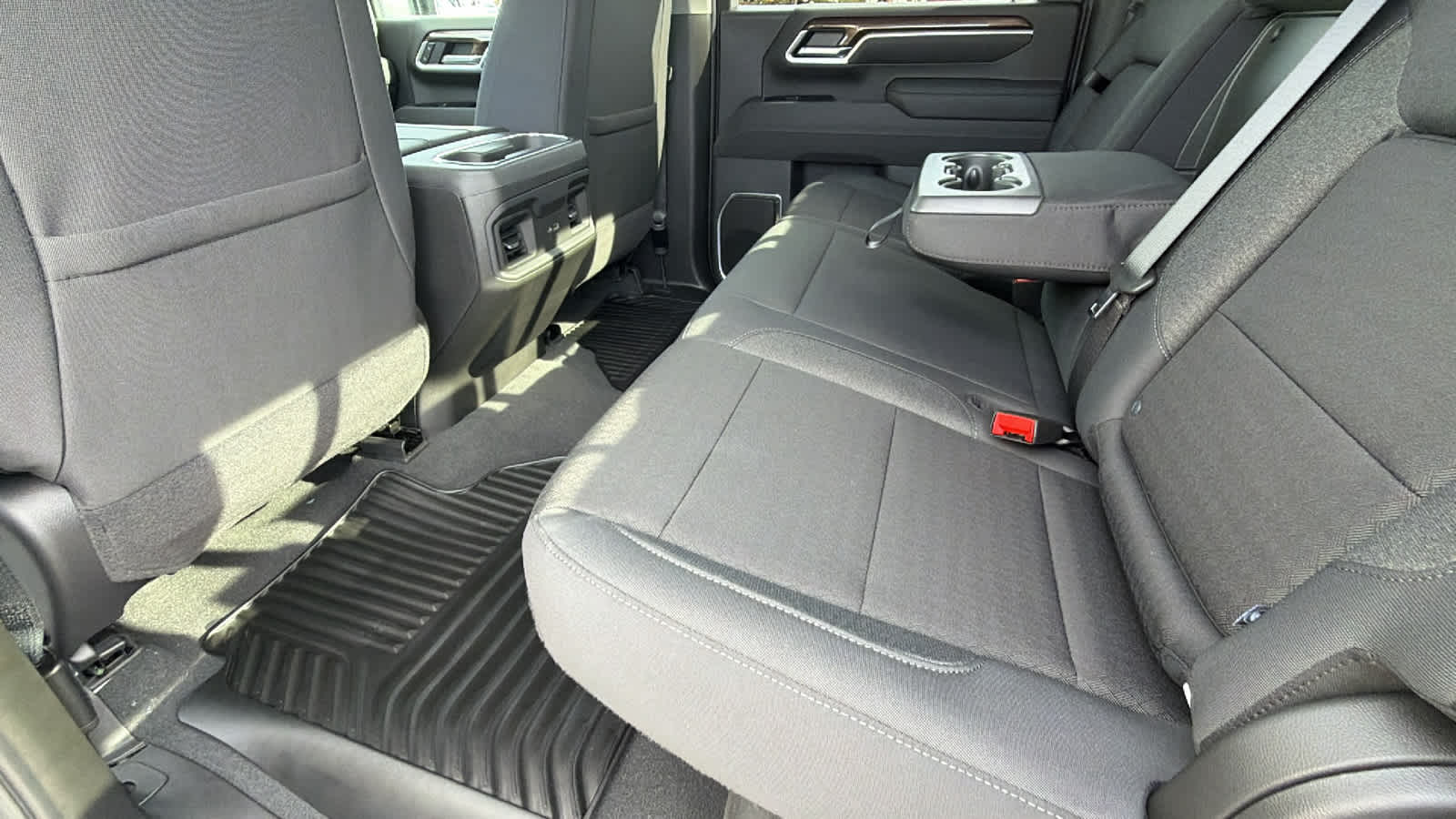 Thumbnail: 2026 Chevrolet Silverado 2500 - 24