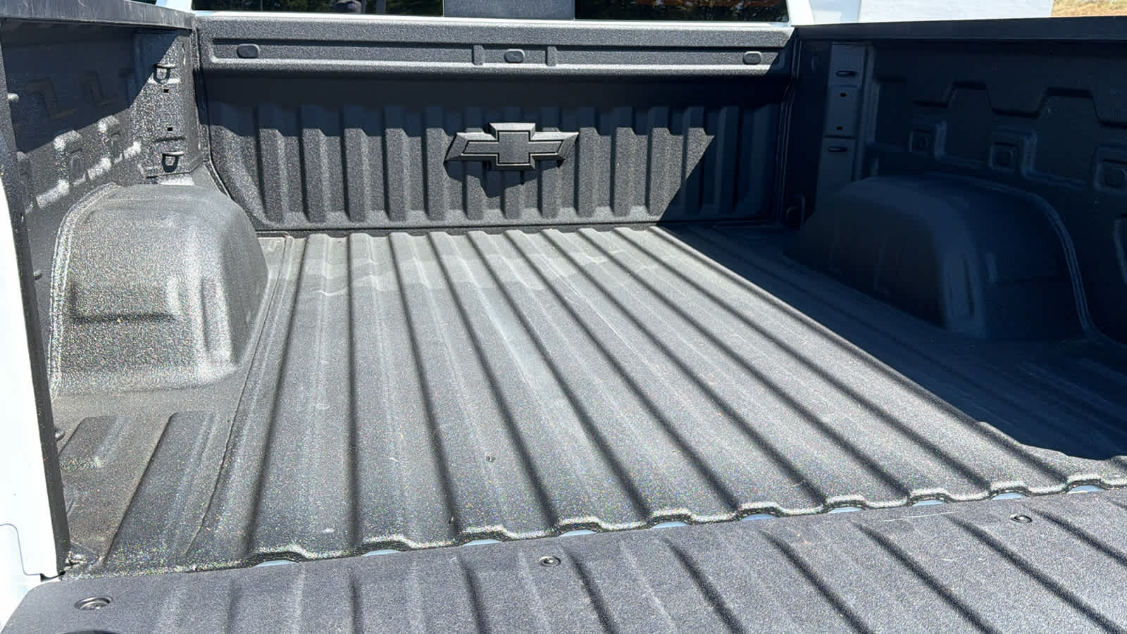 Thumbnail: 2026 Chevrolet Silverado 1500 - 27