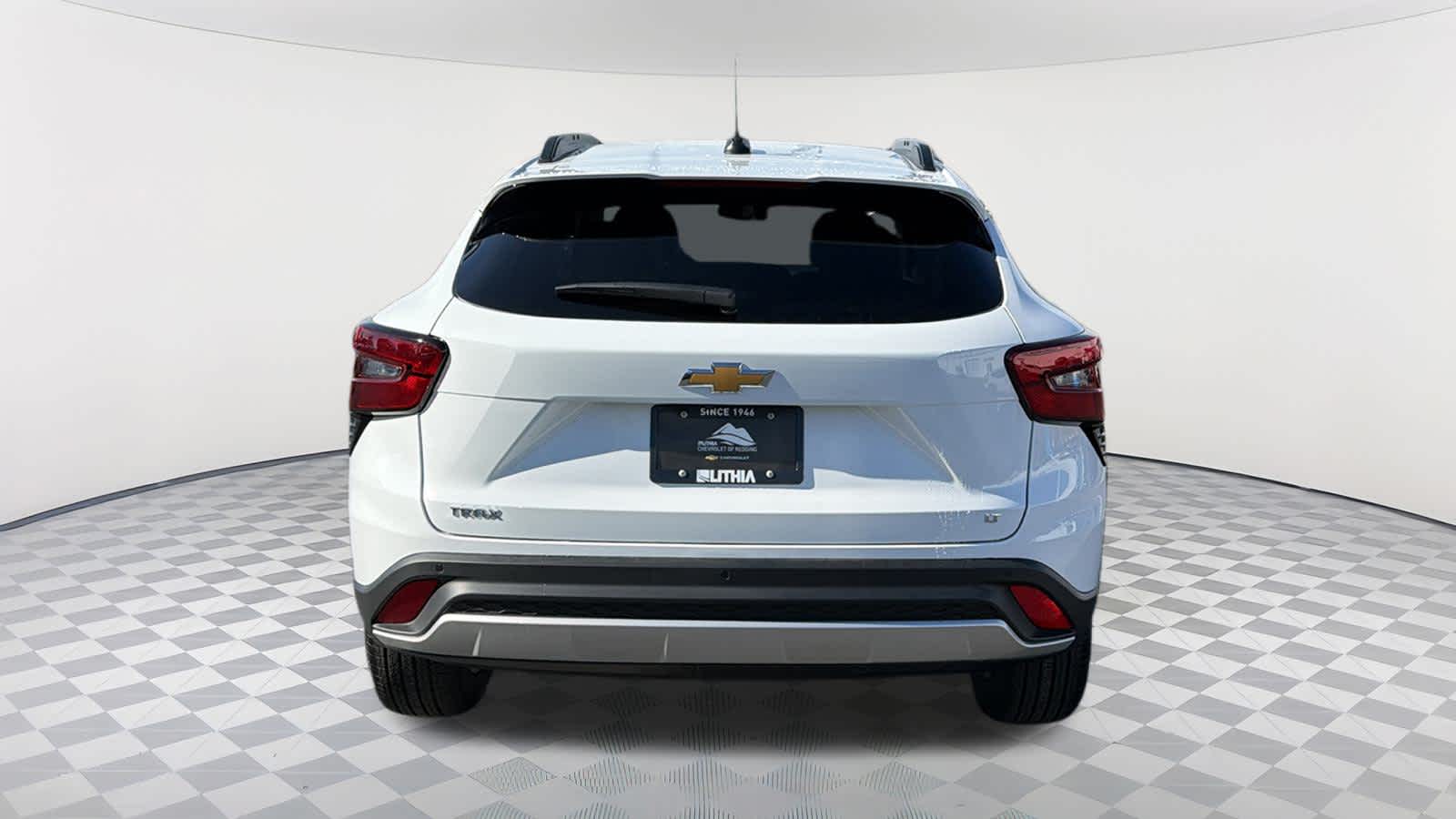Thumbnail: 2026 Chevrolet Trax - 6