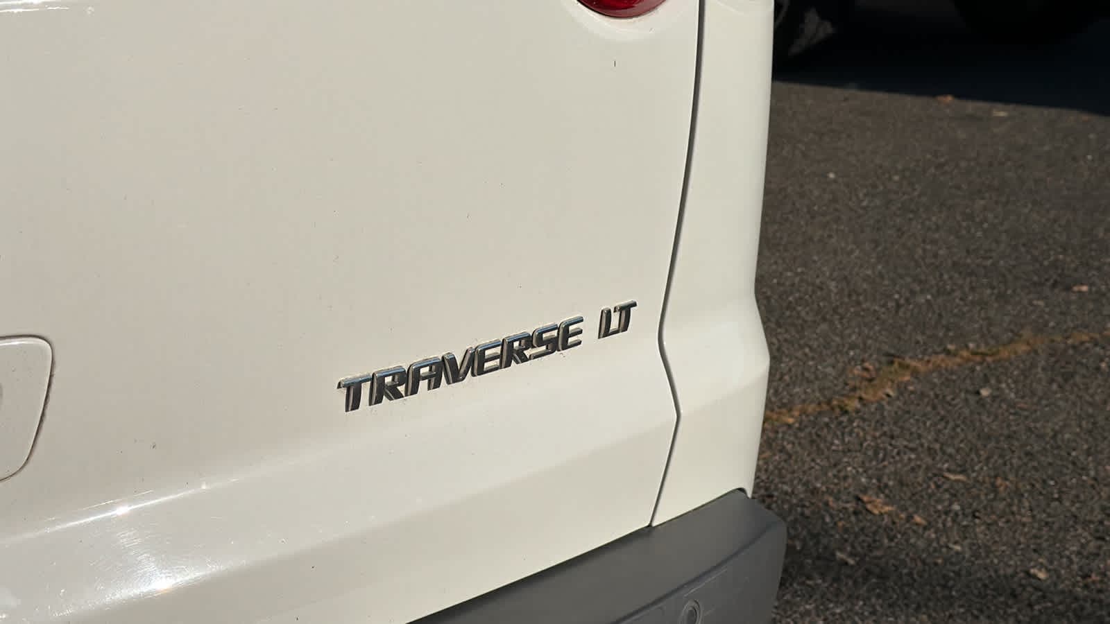 Thumbnail: 2012 Chevrolet Traverse - 19