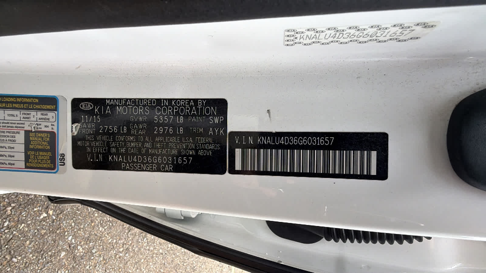 Thumbnail: 2016 Kia K900 - 21
