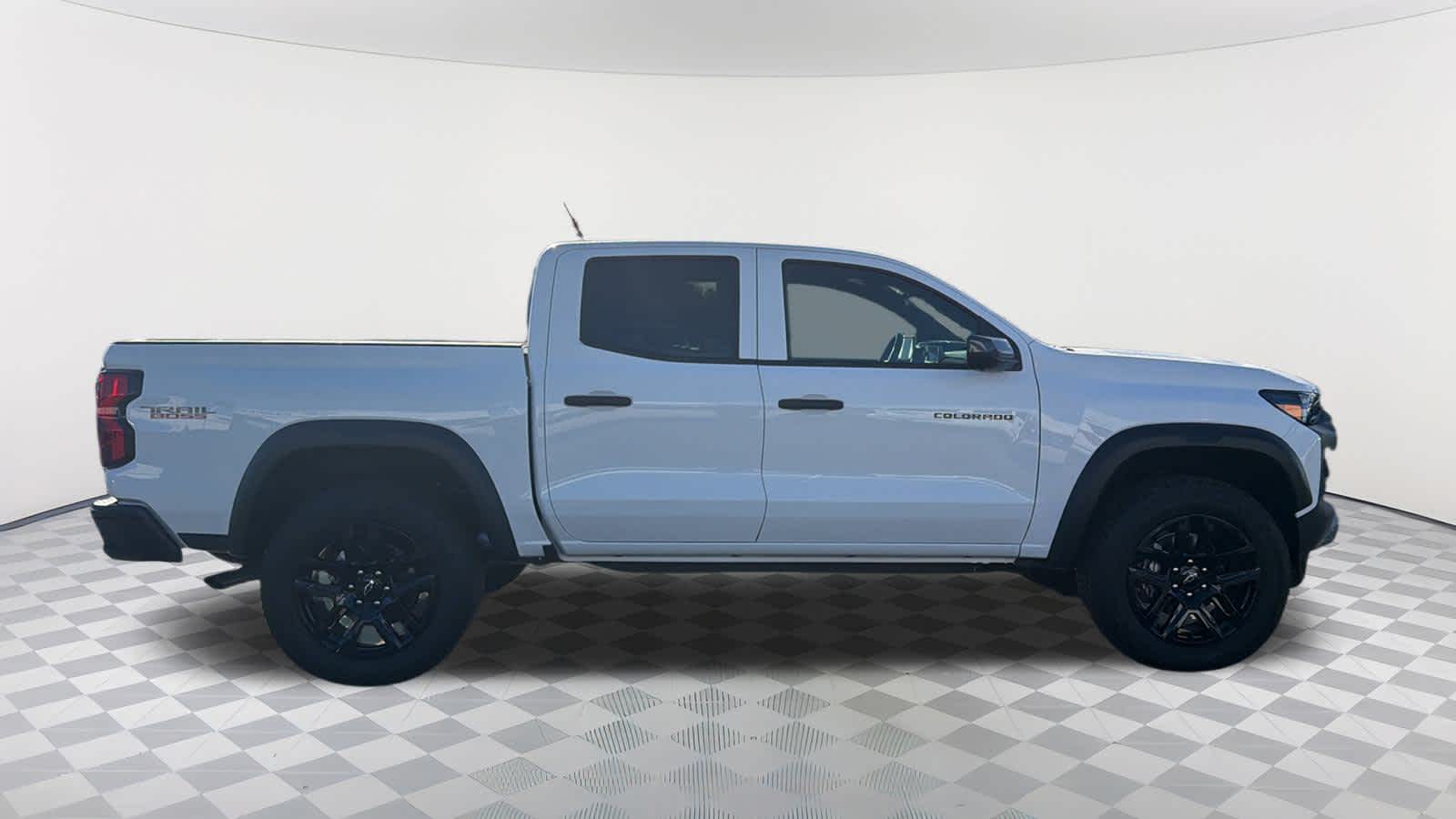 Thumbnail: 2025 Chevrolet Colorado - 4