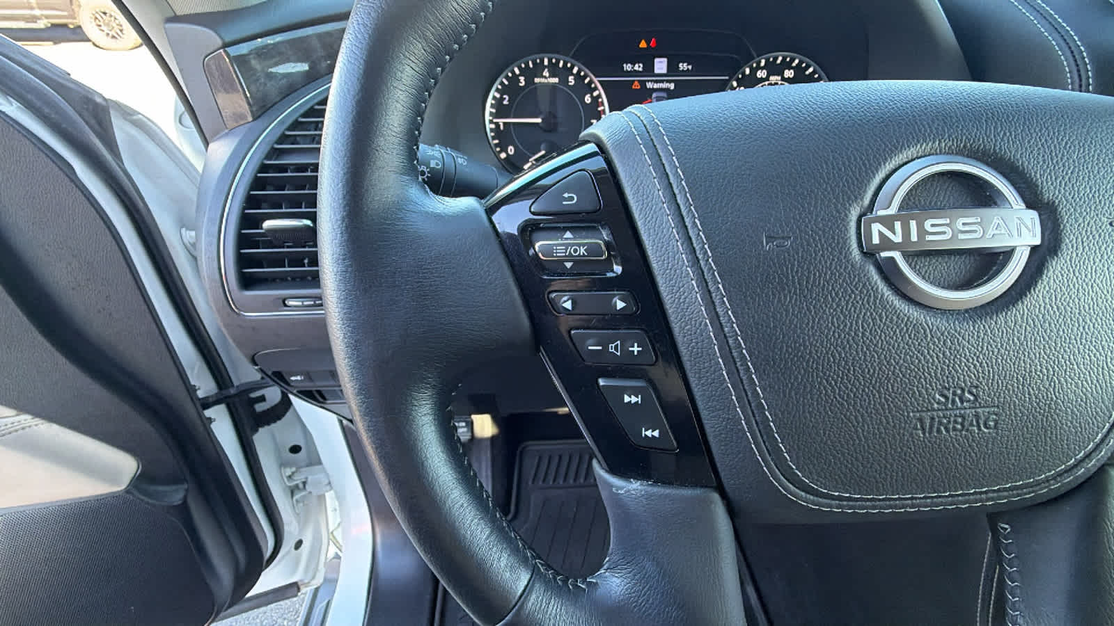 Thumbnail: 2023 Nissan Armada - 19