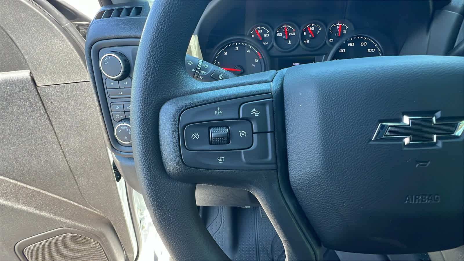 Thumbnail: 2025 Chevrolet Silverado 2500 - 19