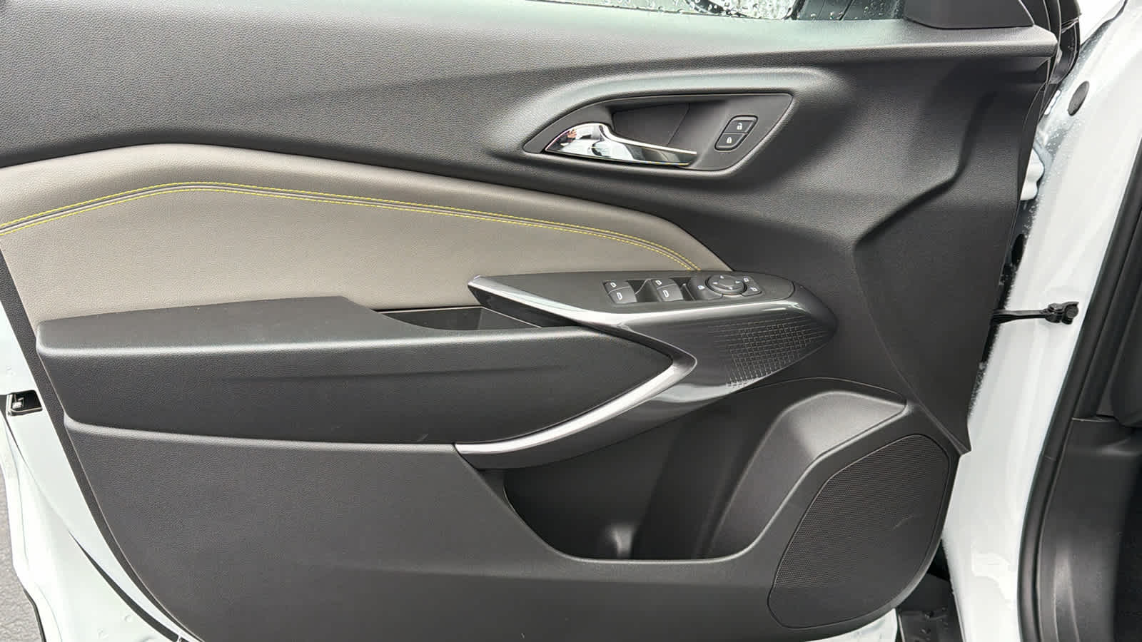 Thumbnail: 2026 Chevrolet Trax - 22