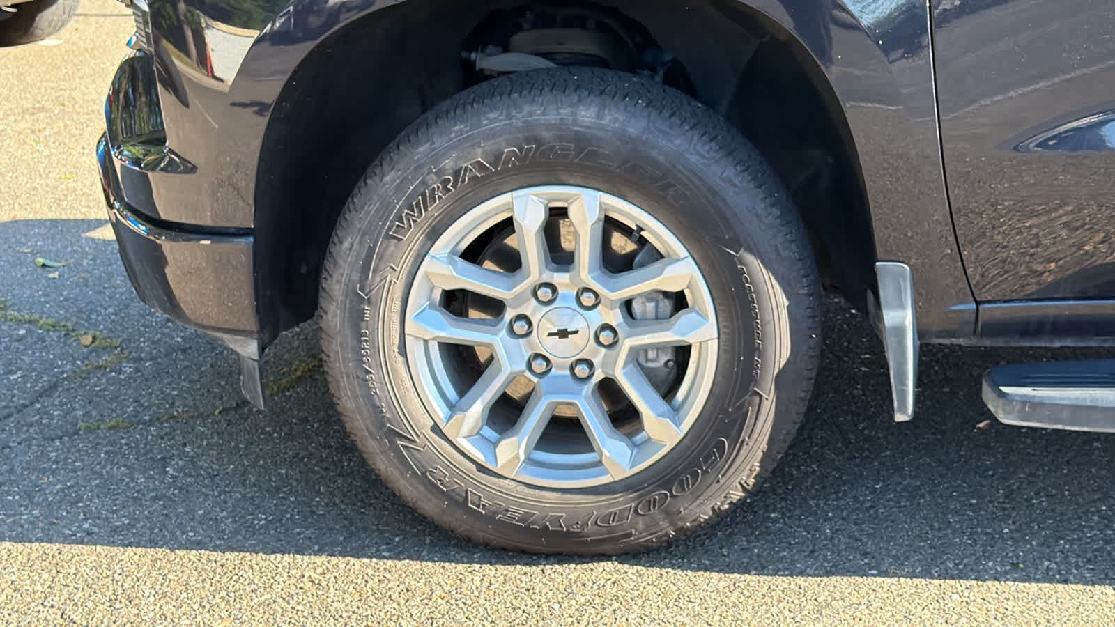 Thumbnail: 2023 Chevrolet Silverado 1500 - 9